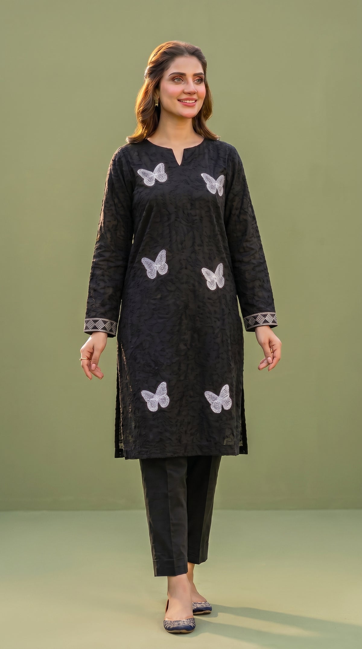 BUYEX - 2PCS EMBROIDERED UNSTITCHED LAWN SUIT #RWQ119